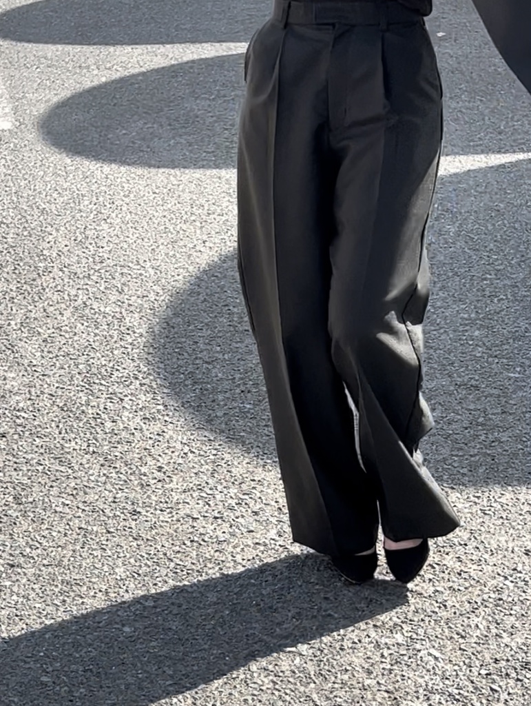 Wide leg trousers